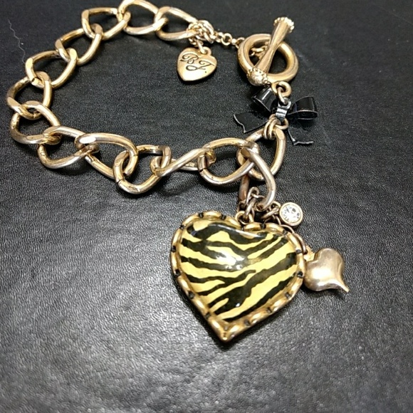 Betsey Johnson Jewelry - *Sale* Betsey Johnson zebra striped heart bracelet